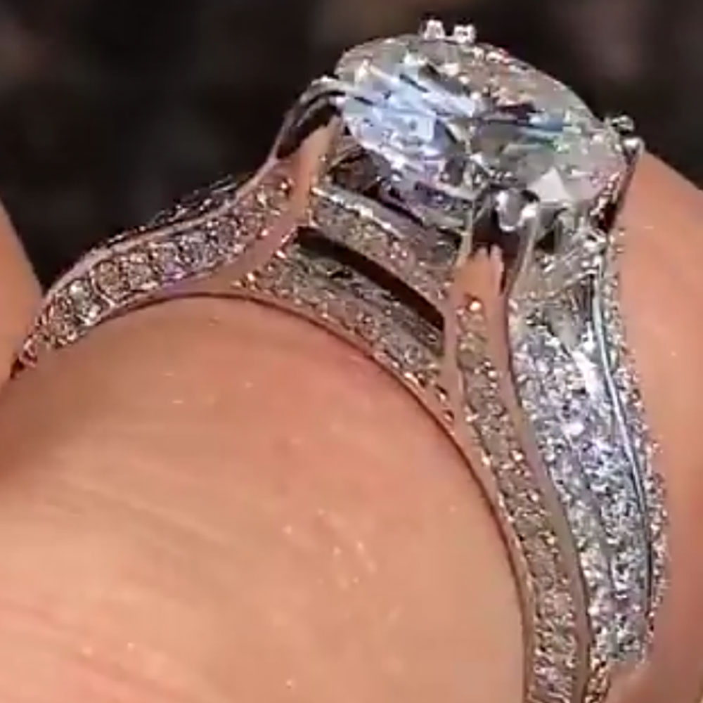Pierścionek zaręczynowy ślubny – Moissanite Engagement Ring 1 Carat recenzja i cena