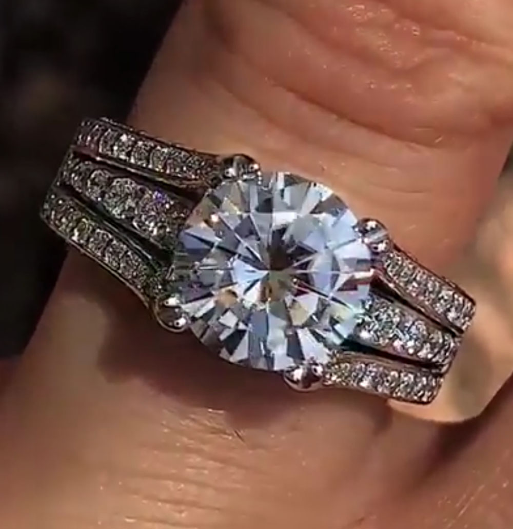 Pierścionek zaręczynowy ślubny – Moissanite Engagement Ring 1 Carat recenzja i cena